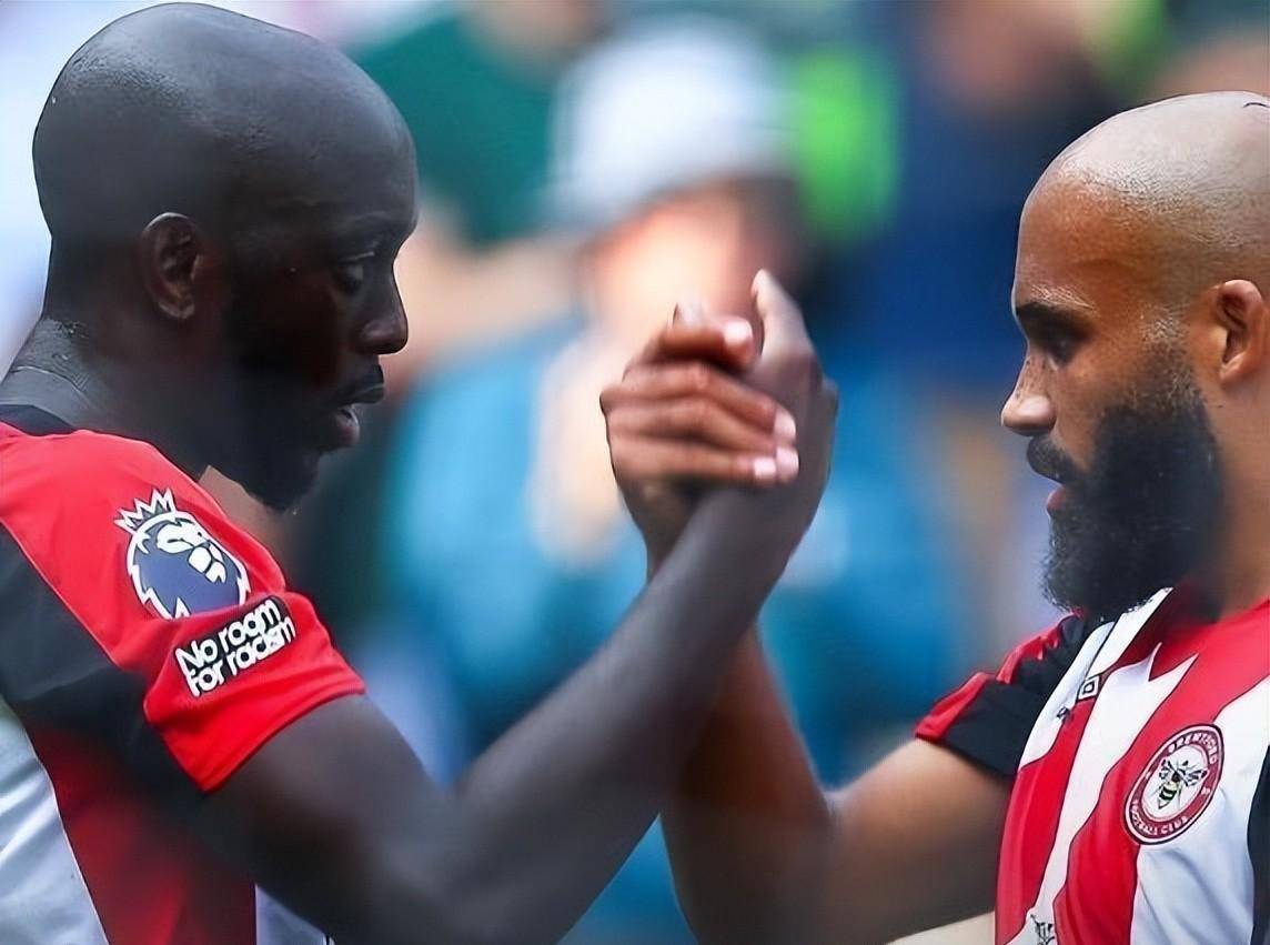 7100万镑！曼联签姆贝乌莫，维萨罢训，布伦特福德锋线何去何从？